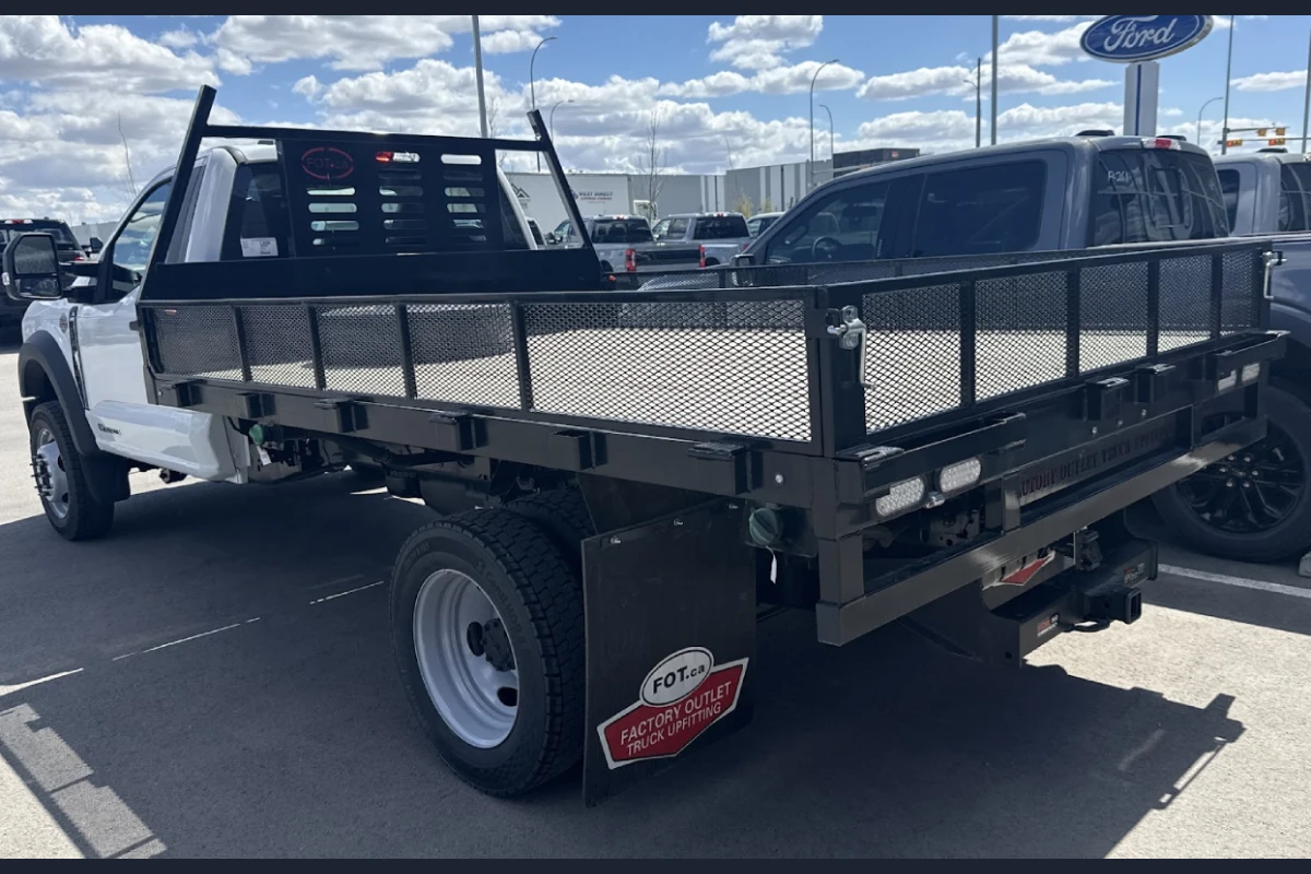 Flat deck chassis cab commercial truck upfit